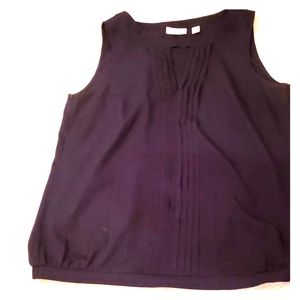 Sleeveless blouse